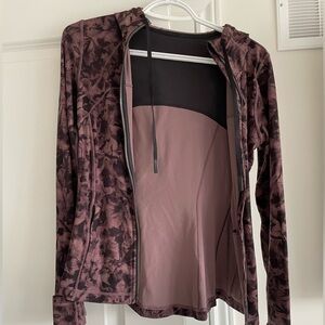 Lululemon define hooded nulu